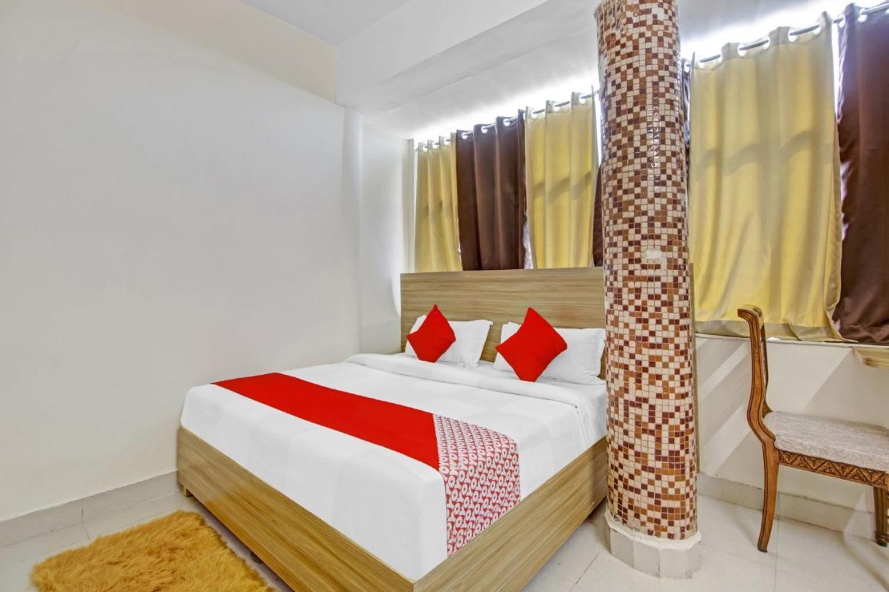 Oyo Flagship 80772 Hotel The Grand Rdc Ghaziabad Ngoại thất bức ảnh