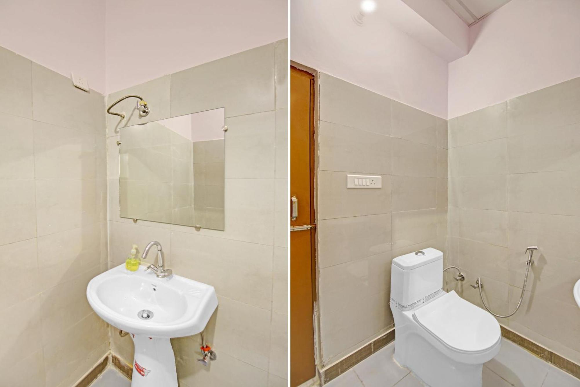 Oyo Flagship 80772 Hotel The Grand Rdc Ghaziabad Ngoại thất bức ảnh